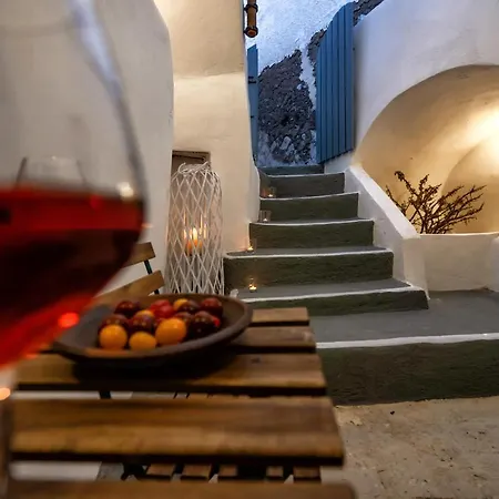 Kastro Cave House Pýrgos