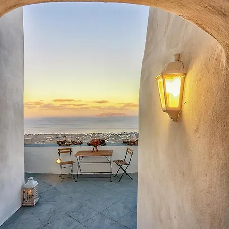 Kastro Cave House