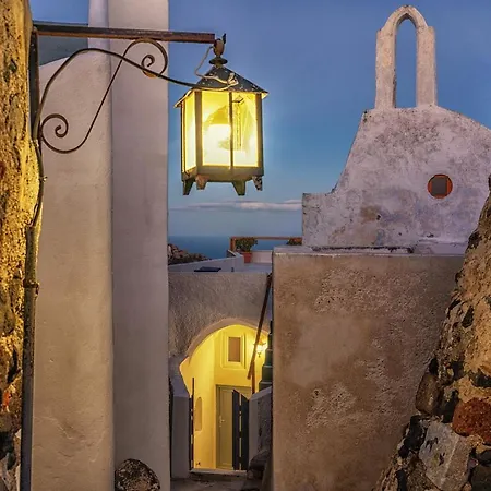 Holiday home Kastro Cave House Pyrgos Kallistis