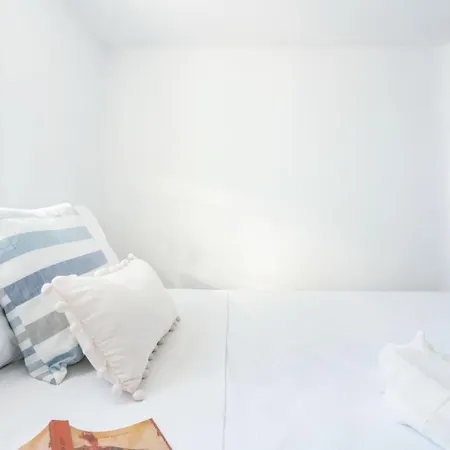 Kastro Cave House בית נופש *