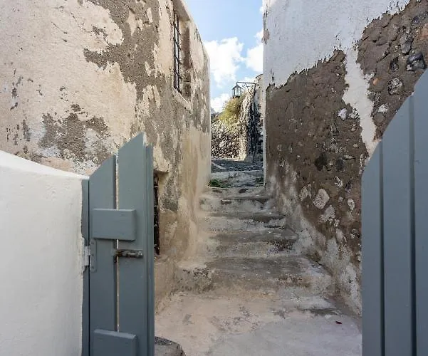 Kastro Cave House Ferienhaus *